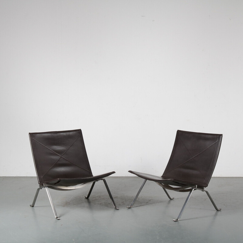 Pair of vintage PK22 Lounge Chairs by Poul Kjaerholm for Fritz Hansen, Denmark, 1960