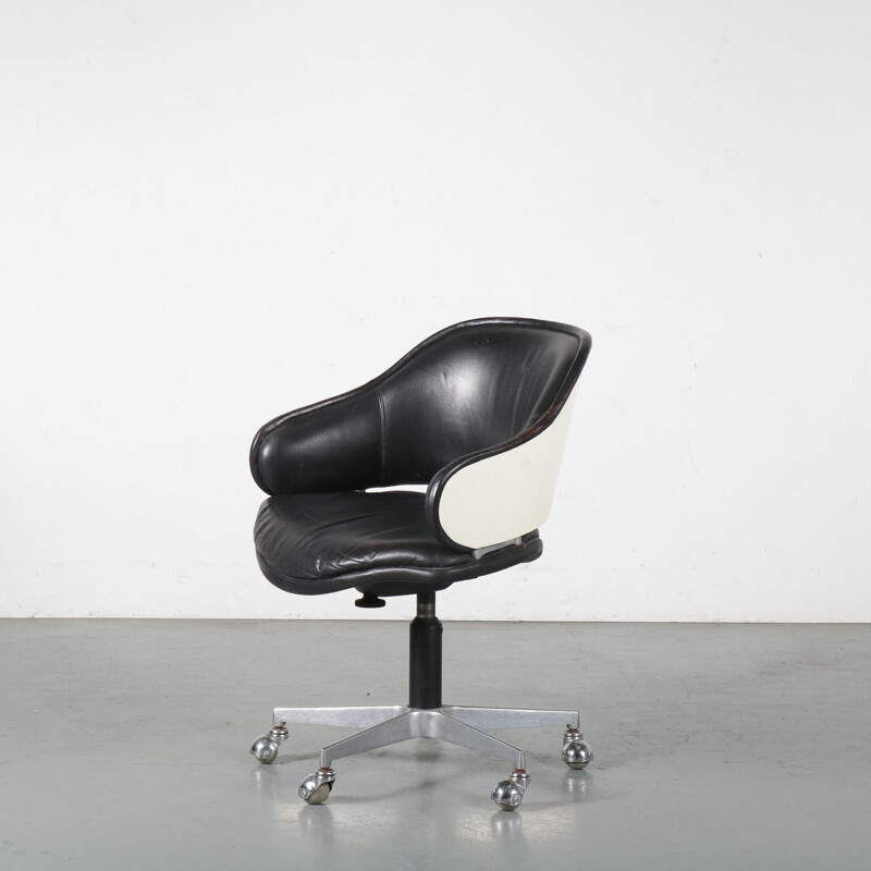 Vintage Swivel desk chair by Geoffrey Harcourt for Artifort, Netherlands 1960s