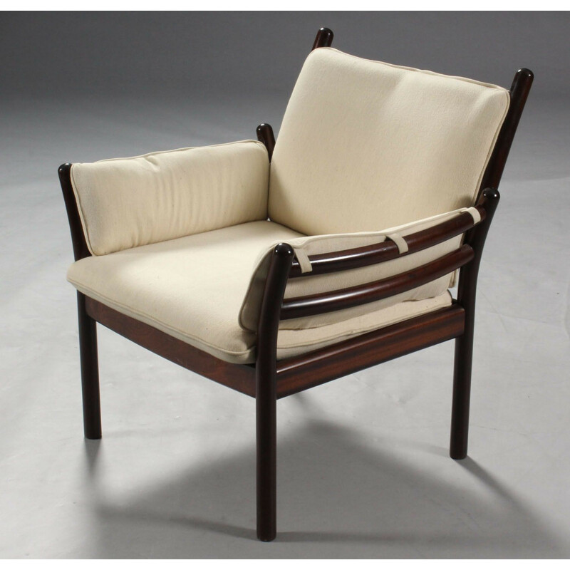 Paire de fauteuils lounges vintage Illum Wikkelso