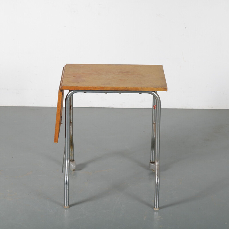 Bureau de machine à écrire vintage Bauhaus par Hag en Norvège 1950