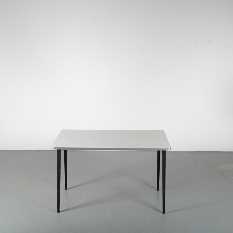 Table à manger vintage de Friso Kramer pour Ahrend de Cirkel Pays-Bas 1950