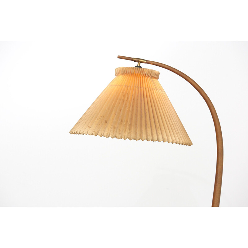 Vintage floor lamp in beech and brass from Severin Hansen, Denmark 1950