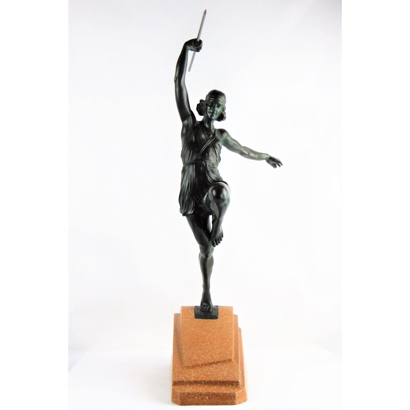 Sculpture 'Amazone' vintage au Javelot' de Pierre Le Faguay 1930
