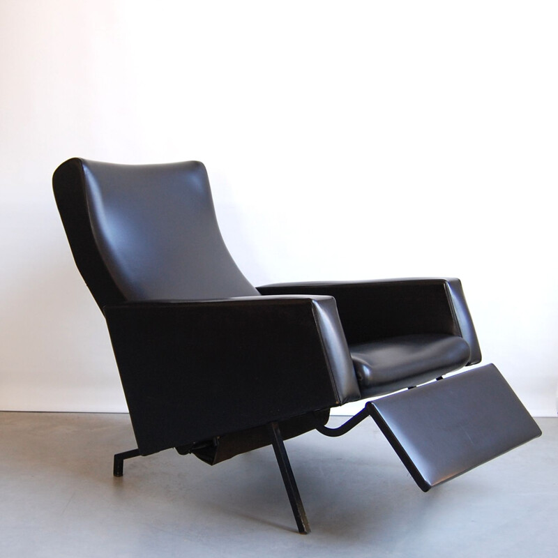 Vintage Trelax model relax armchair by Pierre Guariche for Meurop 1950