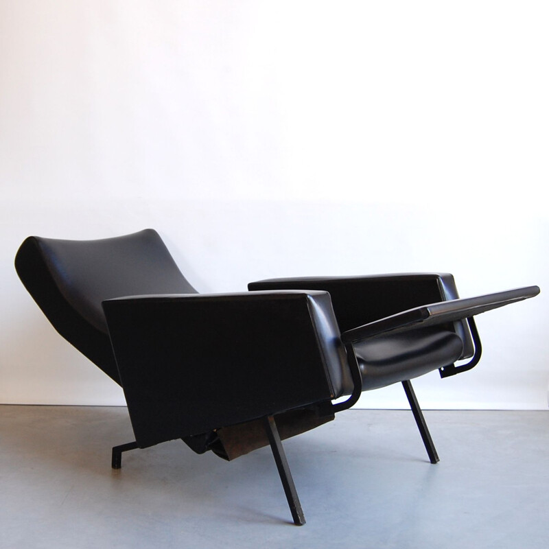 Vintage Trelax model relax armchair by Pierre Guariche for Meurop 1950