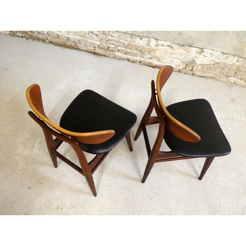 Vintage teak chair with sculptural backrest