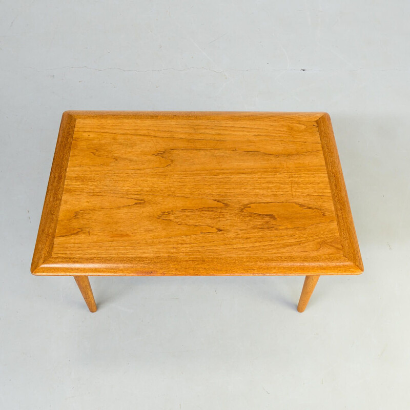 Vintage table by Aksel Bender Madsen for Bovenkamp 1960