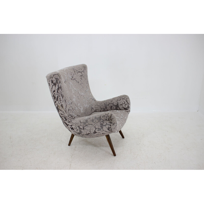 Vintage italian armchair in the style of Paolo Buffa, 1960s