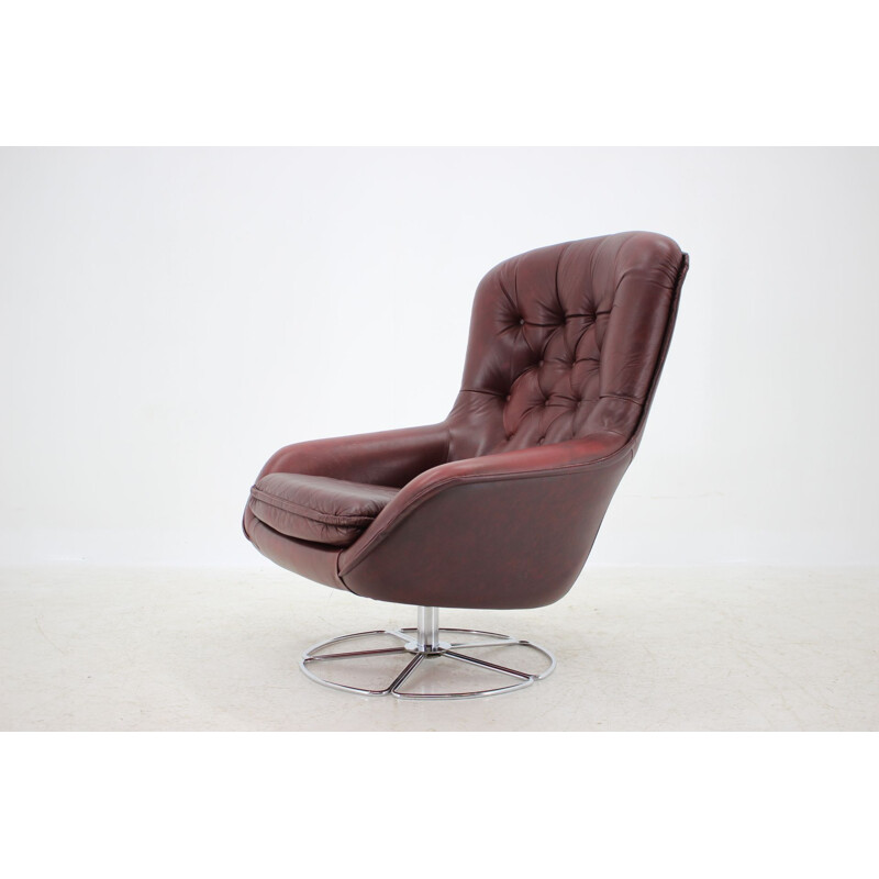 Vintage Swivel chair by Bruno Mathsson, Scandinavian 1970s