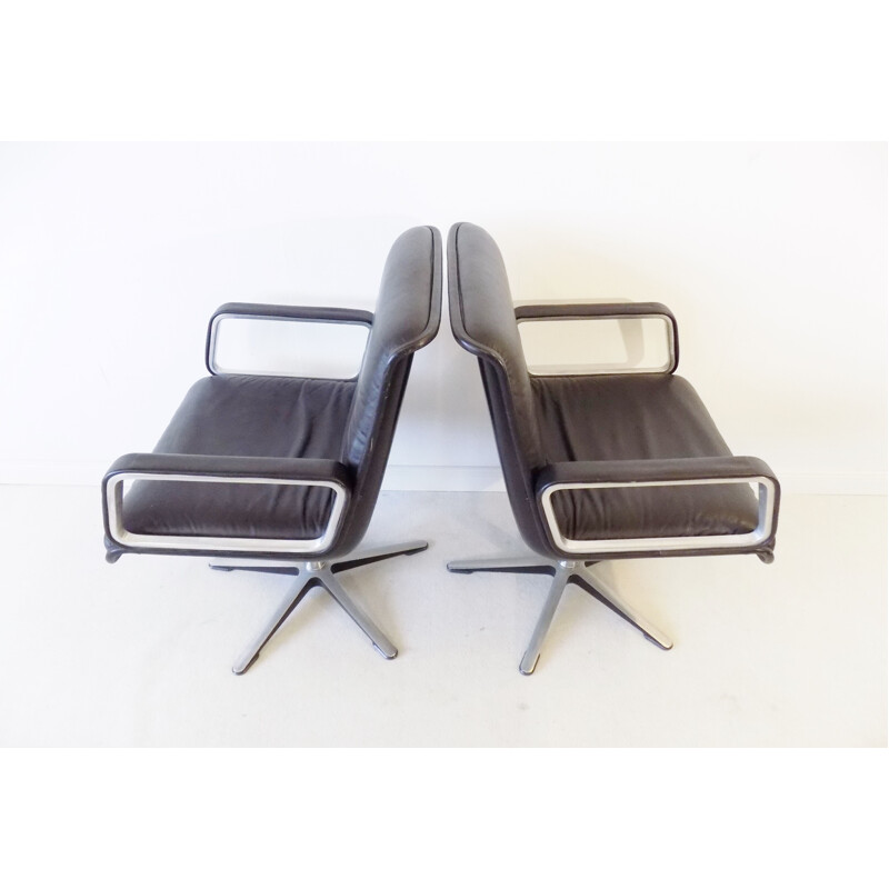 Pair of black leather loungechairs by Delta Wilkhahn Delta 2000 