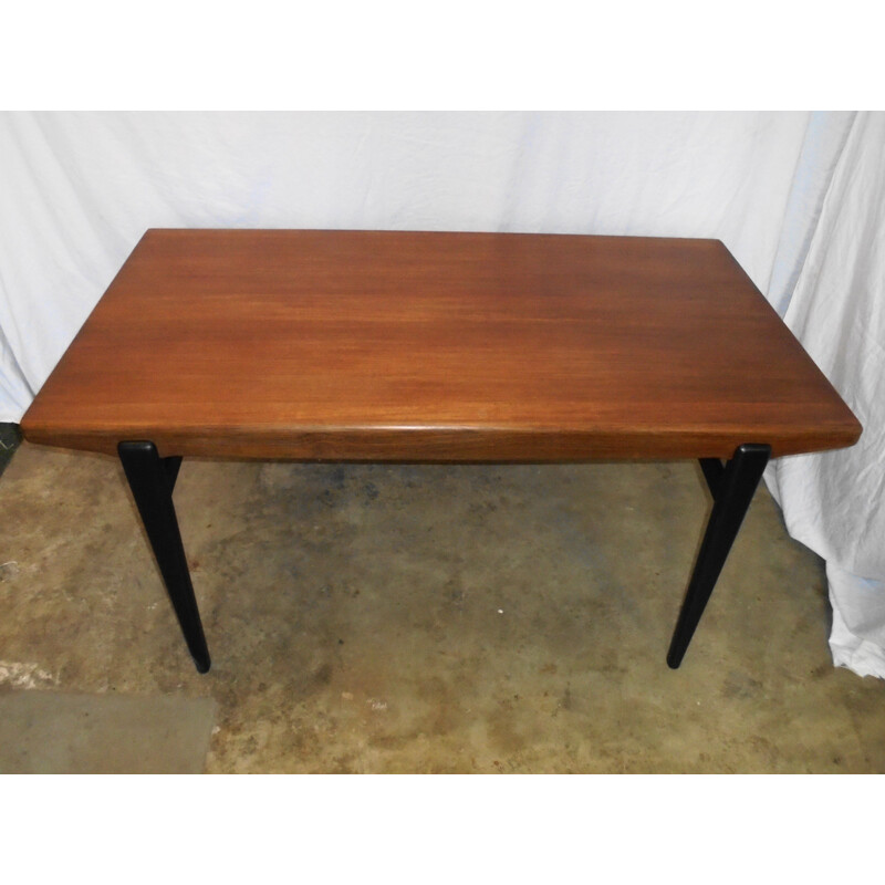 Vintage extensible teak table with black lacquered legs 1960