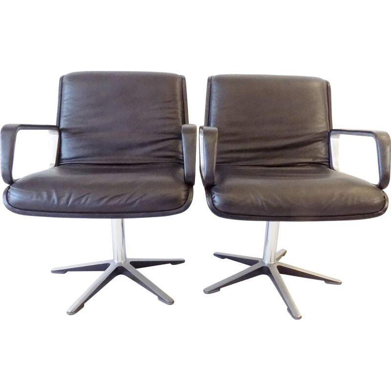 Pair of black leather loungechairs by Delta Wilkhahn Delta 2000 