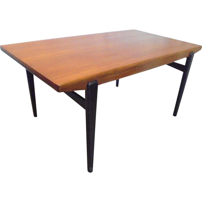 Vintage extensible teak table with black lacquered legs 1960