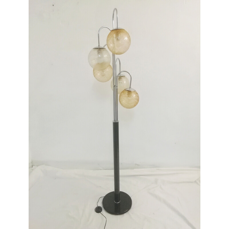 Vintage vloerlamp met 5 glazen kappen in amberkleurige tinten