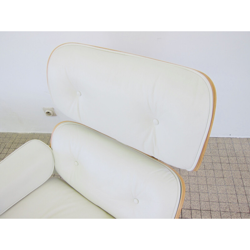 Eames de Vitra "white edition" lounge chair and vintage ottoman 1956