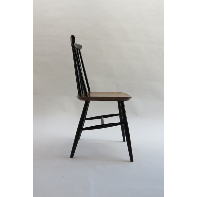 Silla vintage en negro y nogal de estilo Ilmari Tapiovaara 1950