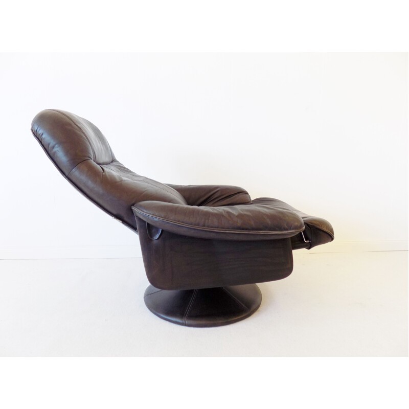 Vintage loungechair Thams Kvalitet brown danish leather 1970s