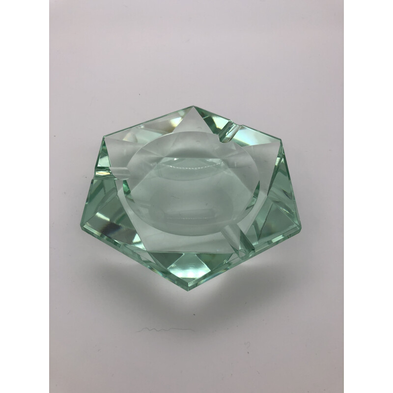 Vintage ashtray in thick glass cut in the shape of a faceted star by Fontana Arte, Italian 1950