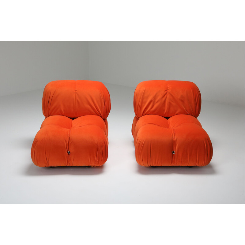 Paire de fauteuils lounge vintage Camaleonda en velours orange vif 1970