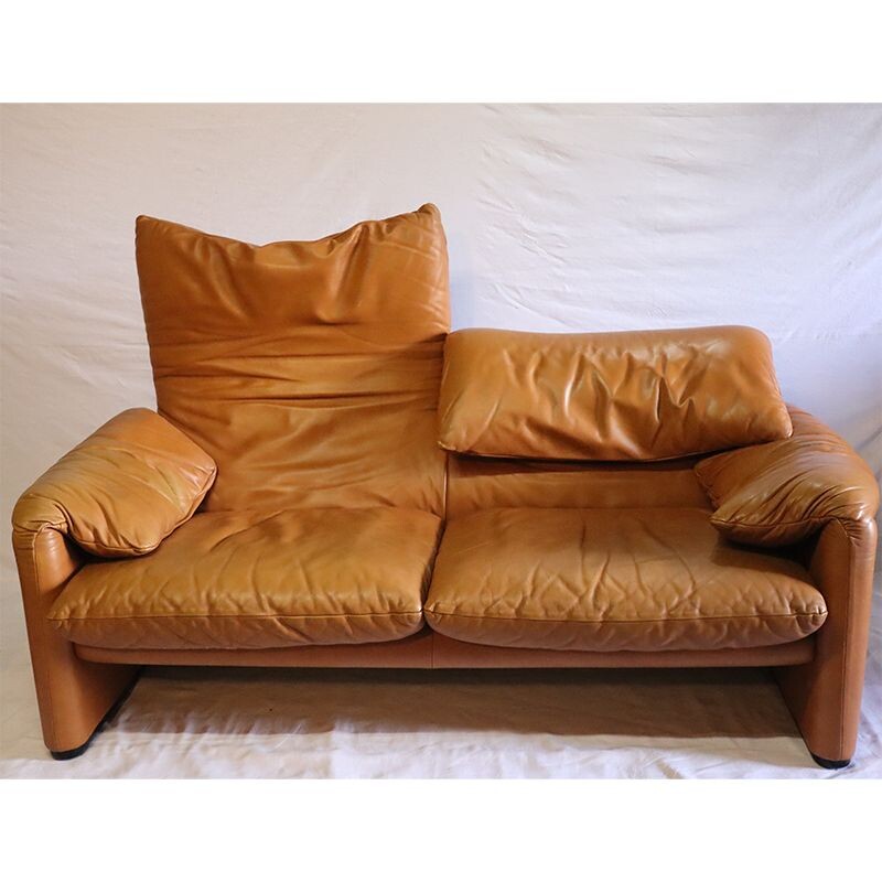 Vintage leather sofa by Vico Magistretti for Cassina