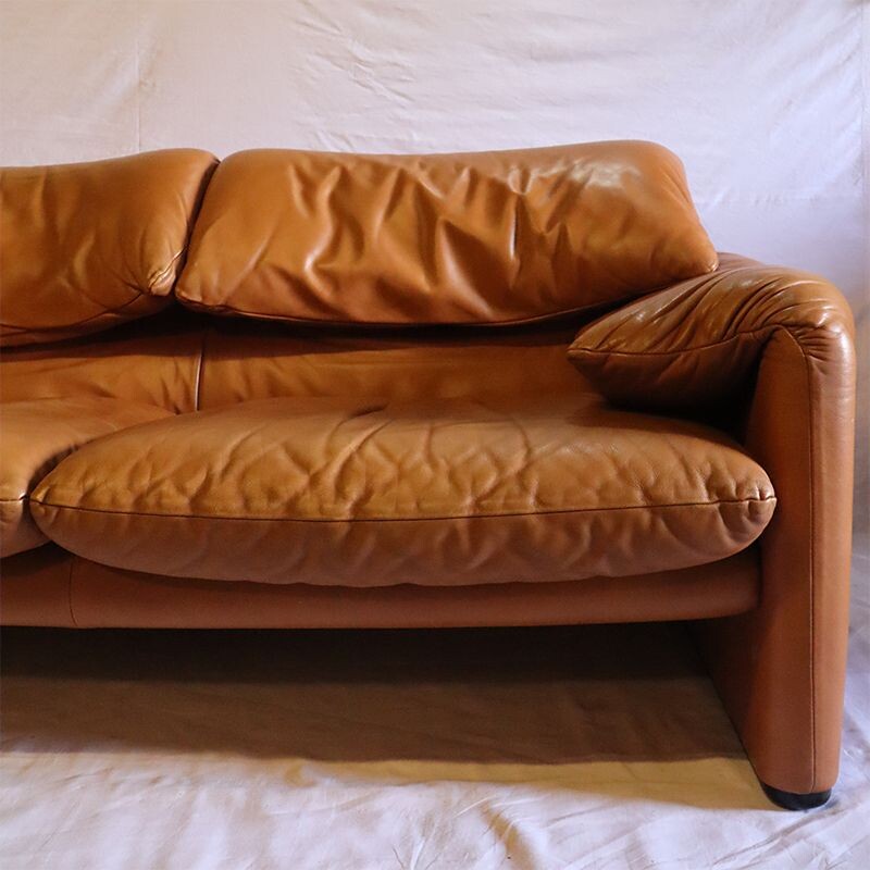 Vintage leather sofa by Vico Magistretti for Cassina