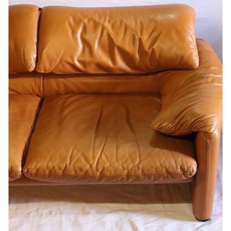 Vintage leather sofa by Vico Magistretti for Cassina