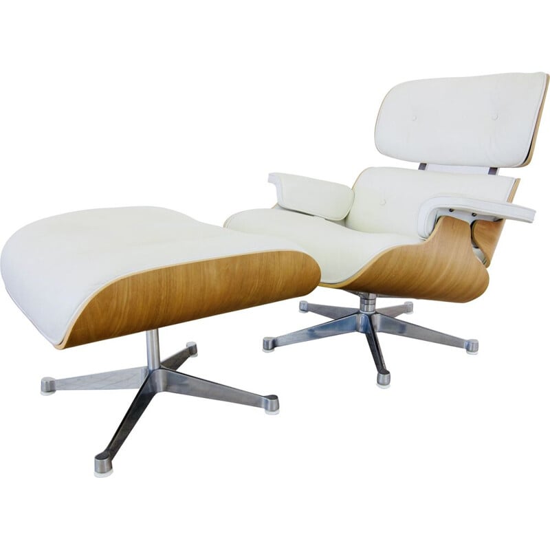 Eames de Vitra "white edition" lounge chair and vintage ottoman 1956