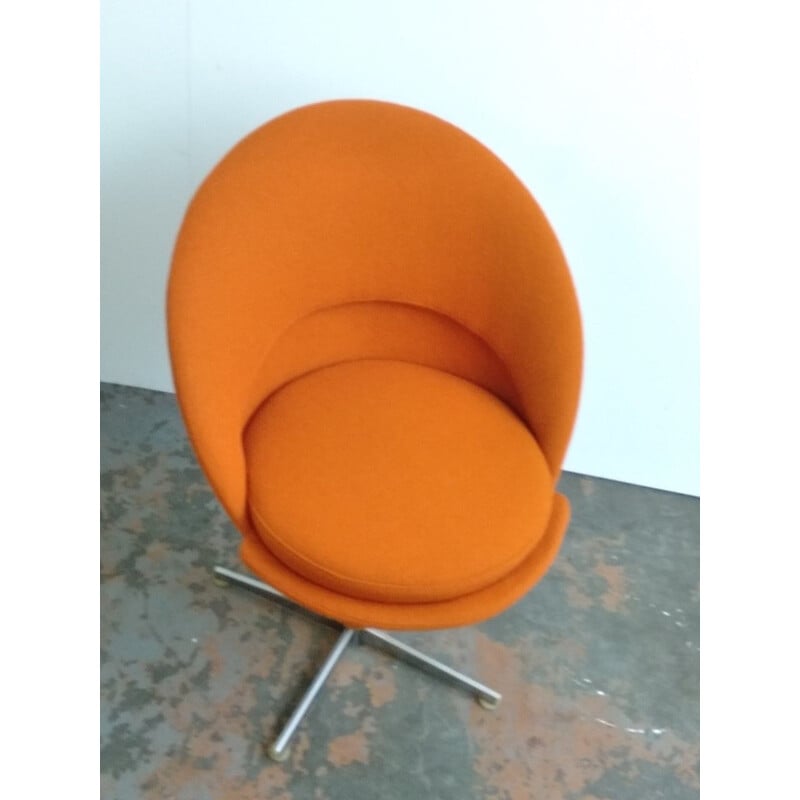 Fauteuiul Vintage Orange Cone de Verner Panton 1965