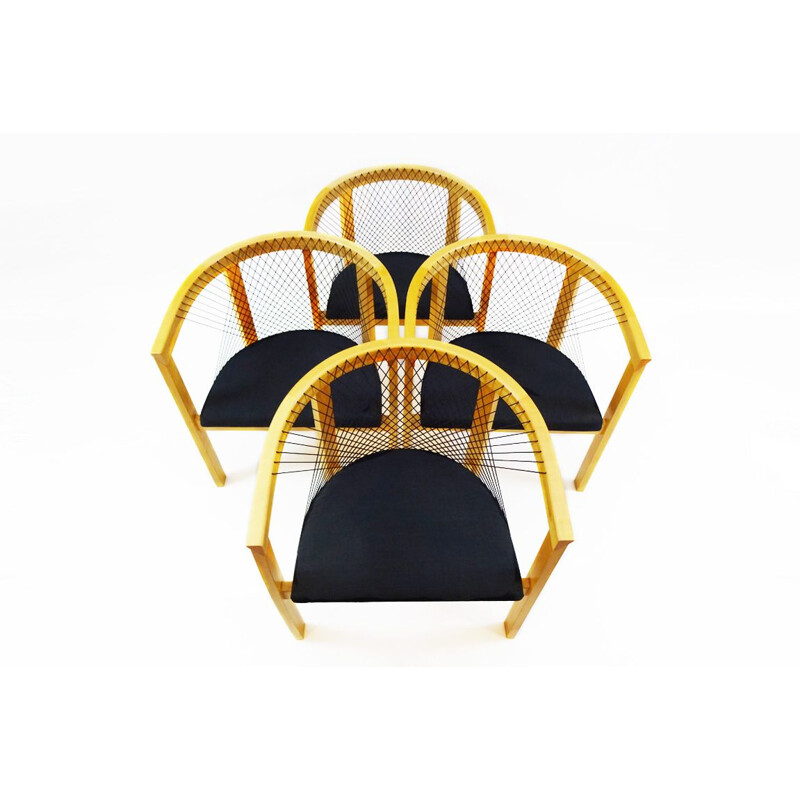 Ensemble de 4 chaises vintage String de Niels Jørgen Haugesen pour Tranekaer Furniture Danish 1936