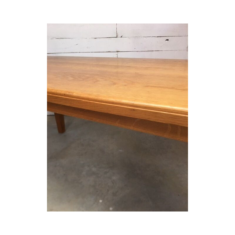 Table a manger vintage chêne blond massif forme oblongue