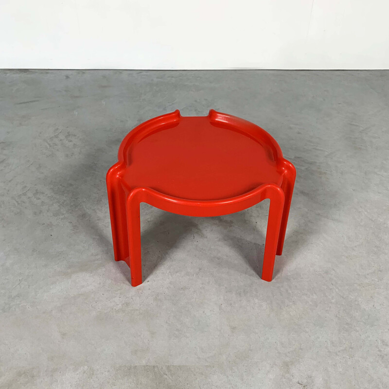 Table rouge vintage de Giotto Stoppino pour Kartell 1970
