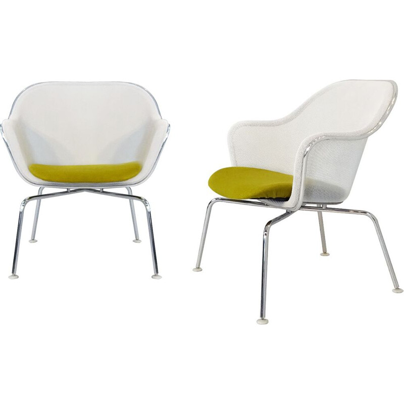 Pair of Vintage Iuta side chairs by Antonio Citterio B&B Italia