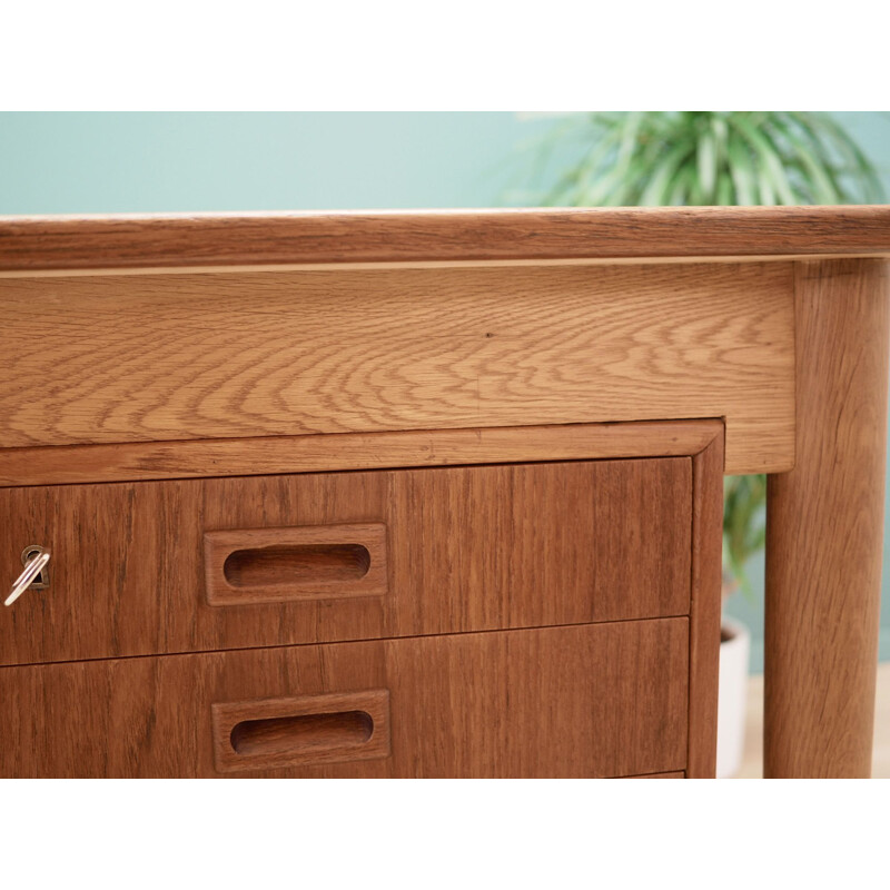 Vintage Oak Desk, Danish design, 1970s