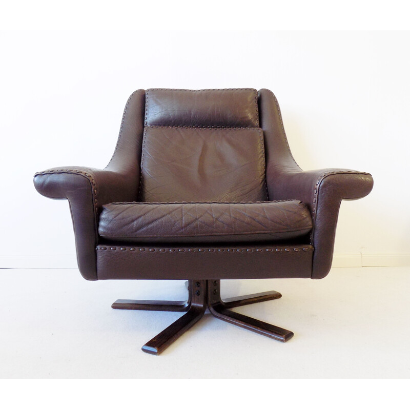 Vintage Matador Leather armchair by Aage Christiansen for Erhardsen & Andersen