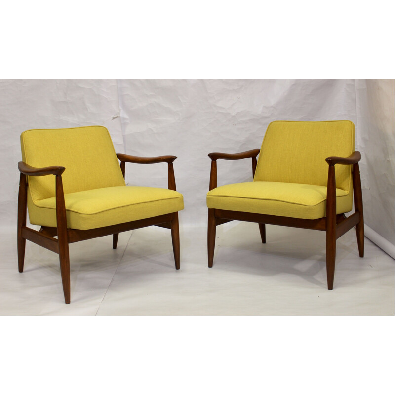 Pair of vintage armchairs GFM-87 Juliusz Kedziorek yellow fabric 1960