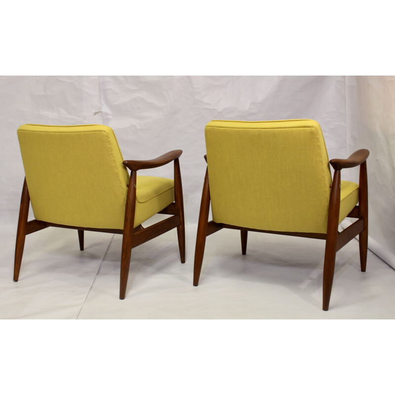 Pair of vintage armchairs GFM-87 Juliusz Kedziorek yellow fabric 1960