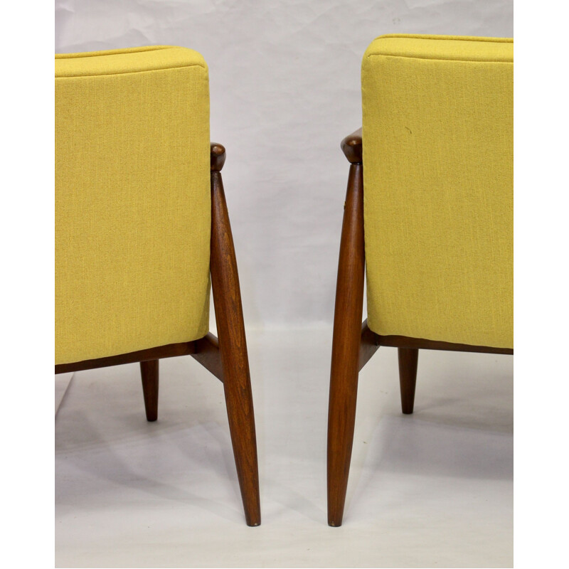 Pair of vintage armchairs GFM-87 Juliusz Kedziorek yellow fabric 1960