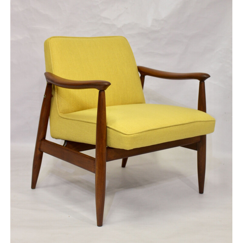 Vintage armchairs GFM-87 Juliusz Kedziorek yellow fabric 1960