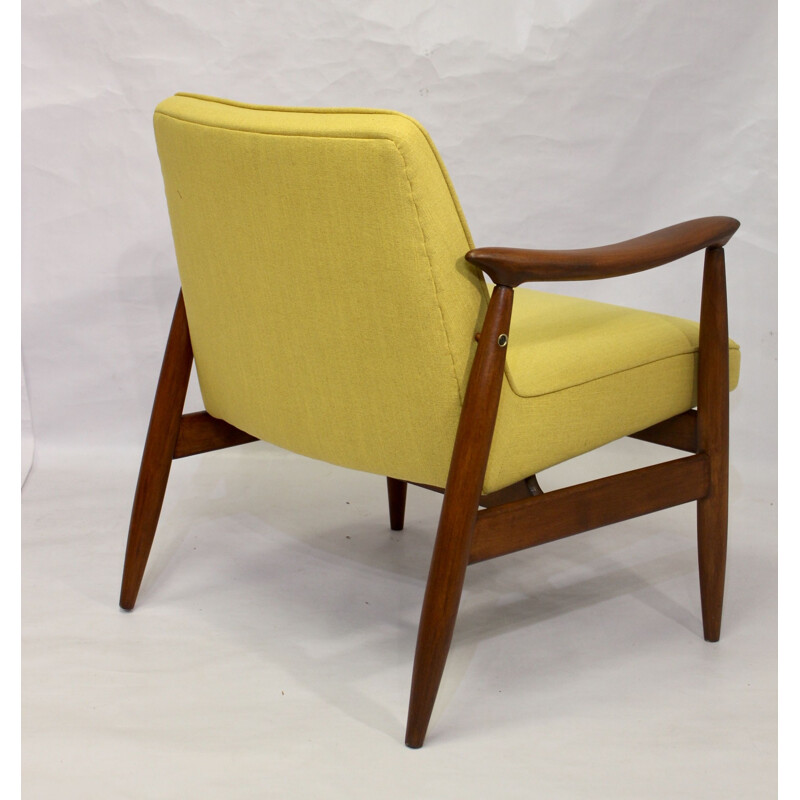 Vintage armchairs GFM-87 Juliusz Kedziorek yellow fabric 1960