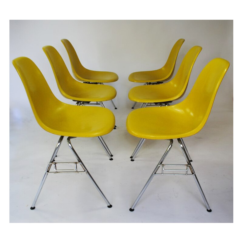 Set of 6 Herman Miller DSS chairs in yellow fiberglass, Charles and Ray EAMES - 1950s