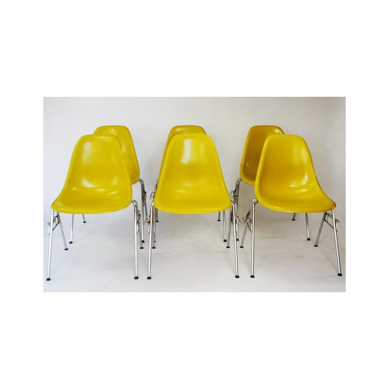 Set of 6 Herman Miller DSS chairs in yellow fiberglass, Charles and Ray EAMES - 1950s