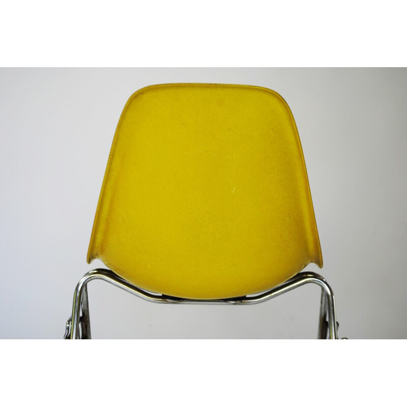 Set of 6 Herman Miller DSS chairs in yellow fiberglass, Charles and Ray EAMES - 1950s