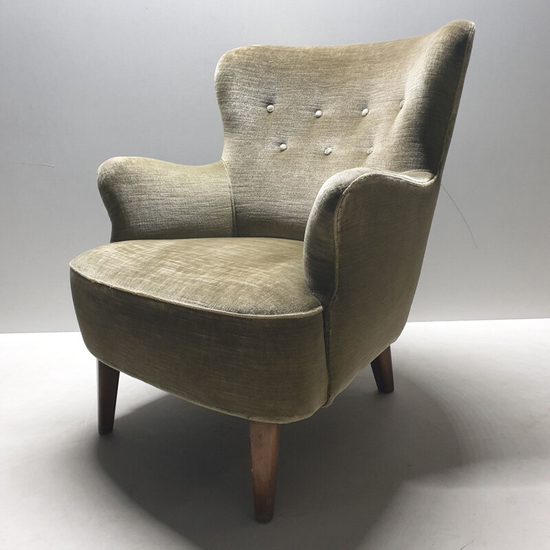 Mid-century velvet lounge chair by Theo Ruth for Artifort 1950s