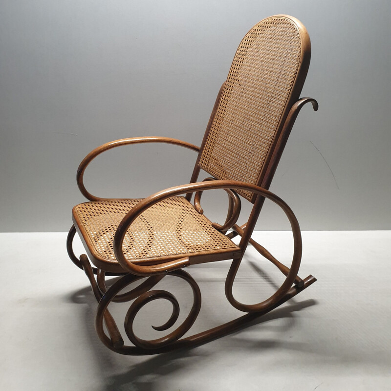 Rocking chair vintage en bois courbé et en toile par Thonet 1930