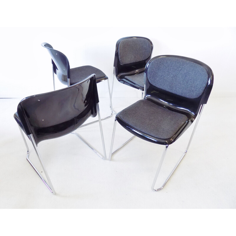 Set of 4 vintage Drabert SM 400 K black stackable chairs by Gerd Lange
