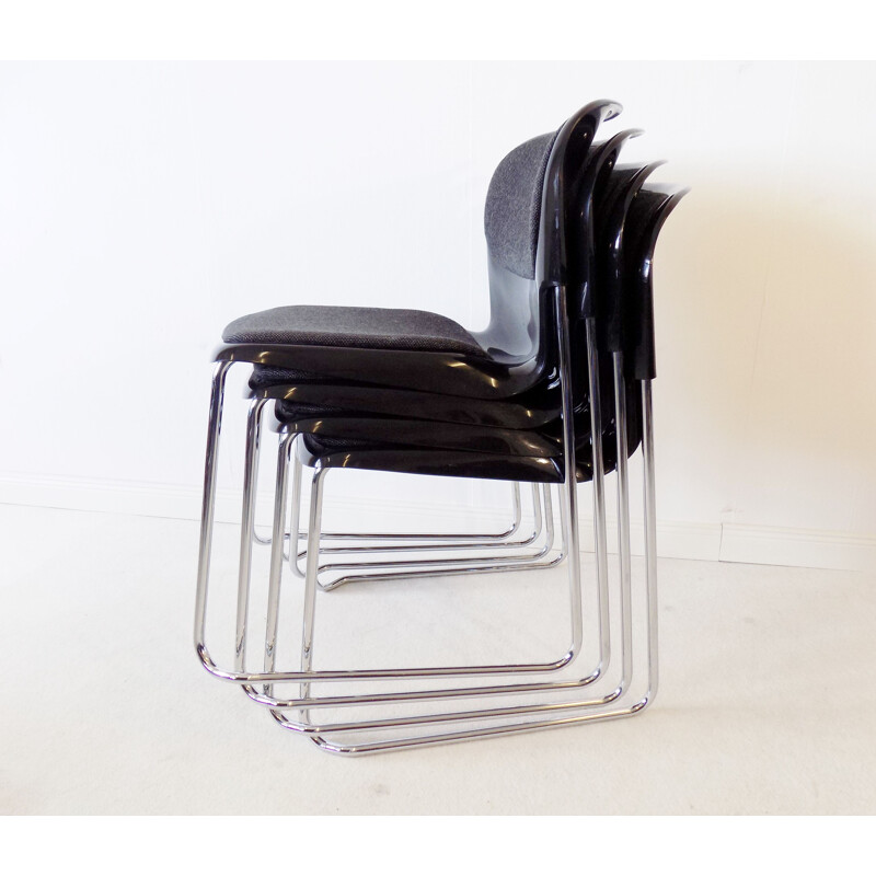 Set of 4 vintage Drabert SM 400 K black stackable chairs by Gerd Lange