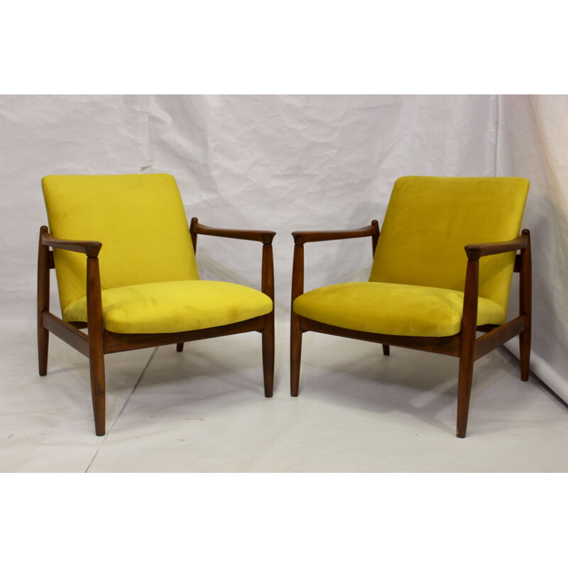 Pair of vintage armchairs GFM-142 Edmund Homa yellow velvet-like fabric 1960 