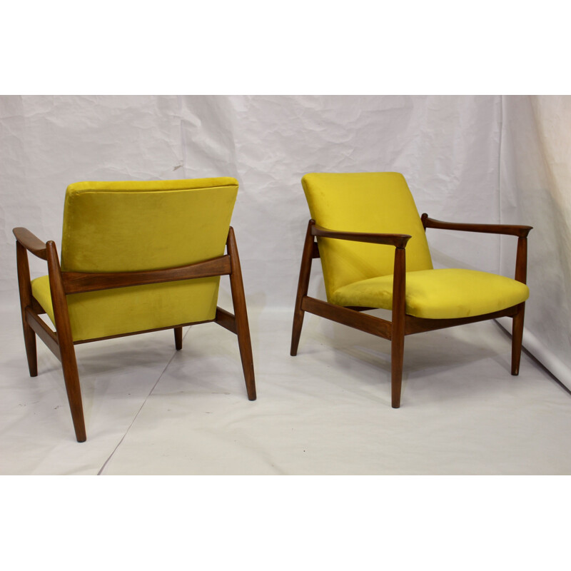 Pair of vintage armchairs GFM-142 Edmund Homa yellow velvet-like fabric 1960 