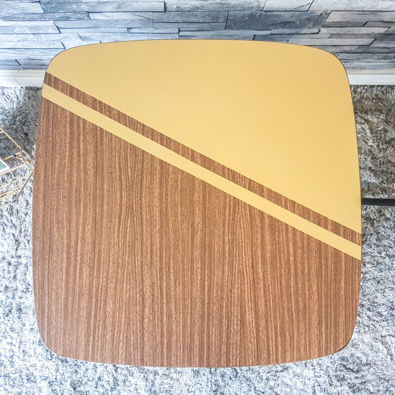 Vintage coffee table in formica 1970