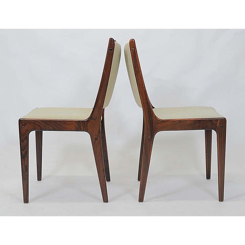 Set van 8 oude rozenhouten stoelen Inc. Herstoffering Acht door Johannes Andersen voor Uldum Møbler, Denemarken 1960